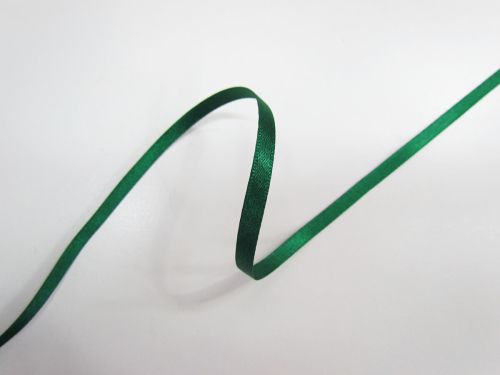 Great value Double Sided Satin Ribbon- 5mm- 455 HUNTER GREEN available to order online New Zealand