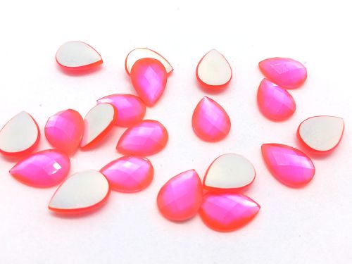 Great value Glue on Gemstones- Neon Pink available to order online New Zealand