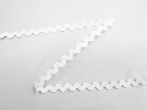Great value 9mm Ric Rac Trim- White #T914 available to order online New Zealand