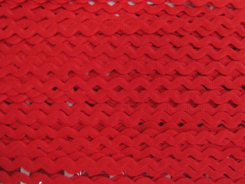 Great value 10mm Ric Rac Trim- Lipstick Red #T1043 available to order online New Zealand