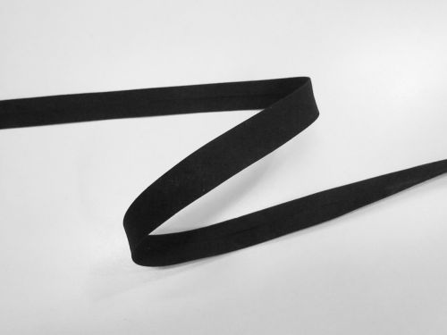 Great value 15mm Poly Cotton Bias Binding- Black #T1250 available to order online New Zealand