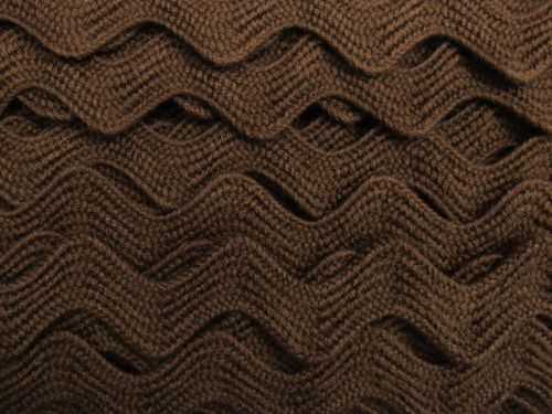 Great value 35mm Ric Rac Trim- Brown #T1419 available to order online New Zealand