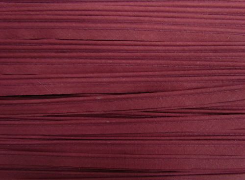 Great value Cotton Poly Bias Piping- Maroon #755 available to order online New Zealand