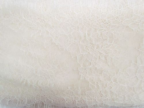 Great value 140mm Reaching Roses Lace Trim 3m Piece- Cream #T100 available to order online New Zealand