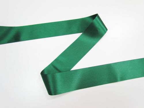 Great value Satin Blanket Binding- Green available to order online New Zealand