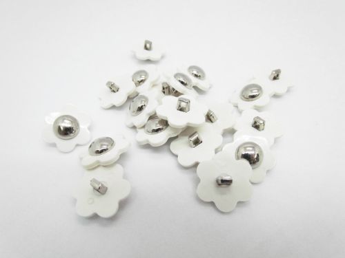 Great value 22mm Button- FB625 White available to order online New Zealand