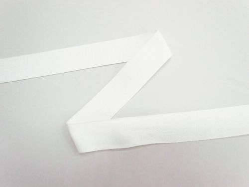 Great value 32mm Cotton Herringbone Tape- Mochi White #T616 available to order online New Zealand