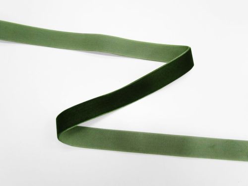 Great value 19mm Velvet Ribbon- Evergreen #T649 available to order online New Zealand