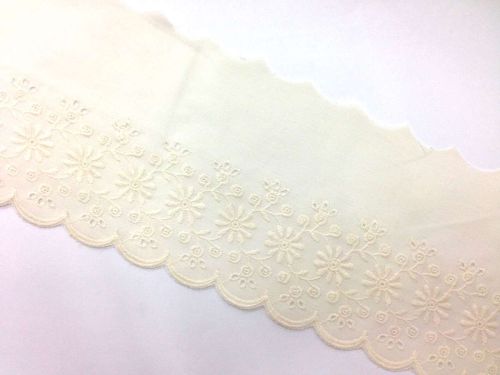 Great value 12cm Daisy Dreams Broderie Trim- Cream available to order online New Zealand